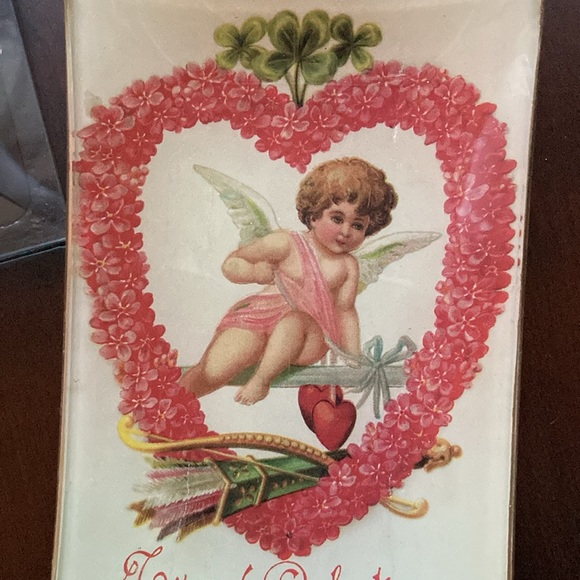 Excellent condition glass & gold leaf Vintage Valentine Cherub Dish 6 x 3.5 in. - Picture 4 of 6